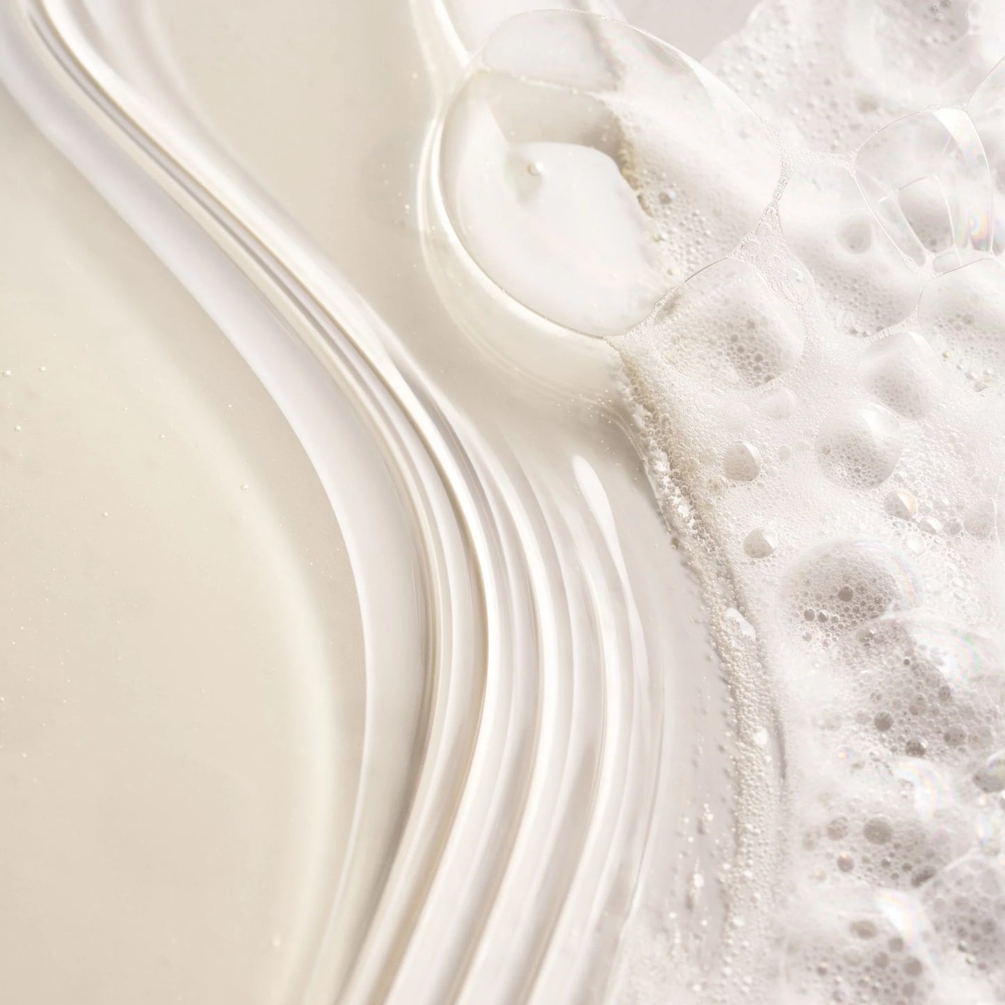 Oribe | Serene Scalp Densifying Shampoo